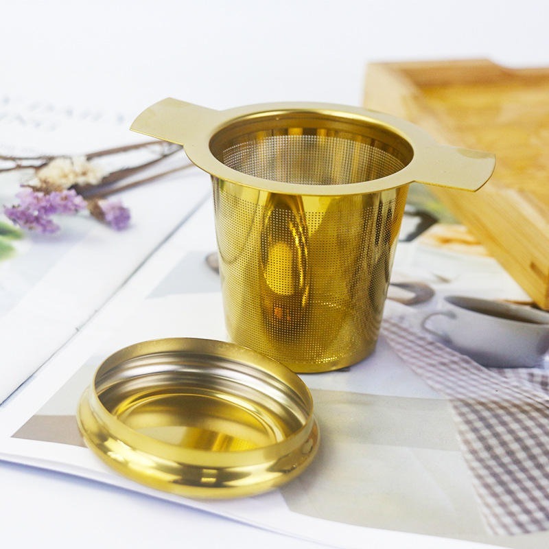 Luxe Basket Infuser with Lid- Golden & Silver
